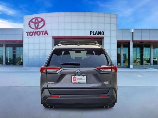 2024 Toyota RAV4 Hybrid XLE Premium