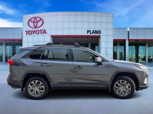 2024 Toyota RAV4 Hybrid XLE Premium