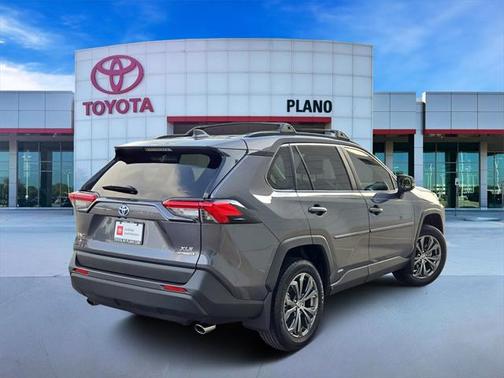 2024 Toyota RAV4 Hybrid XLE Premium