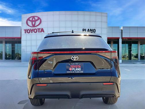 2026 Toyota bZ XLE Plus