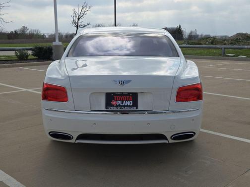 2014 Bentley Flying Spur Base