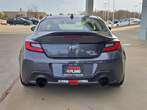 2024 Toyota GR86 Premium