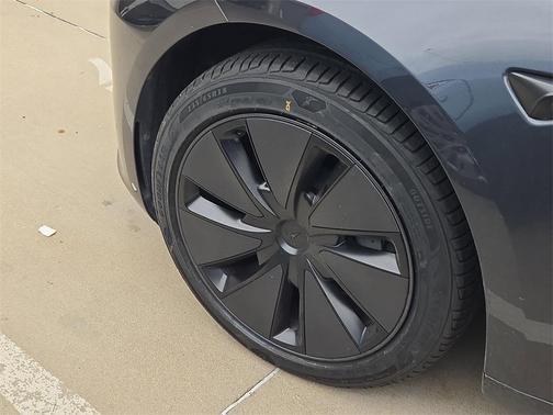 2024 Tesla Model 3 Long Range