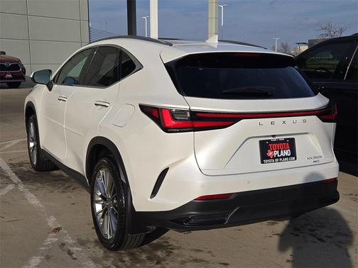 2022 Lexus NX 350h Luxury