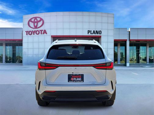 2022 Lexus NX 350h Luxury