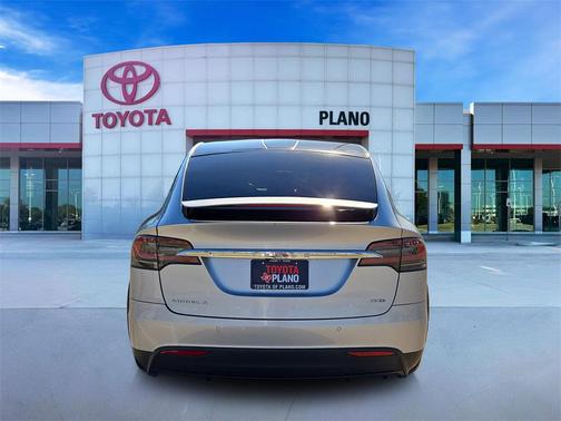 2016 Tesla Model X 75D