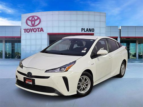 2020 Toyota Prius LE