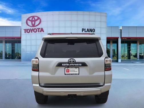 2024 Toyota 4Runner TRD Off Road