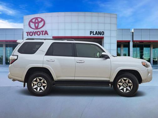2024 Toyota 4Runner TRD Off Road