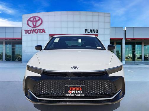 2026 Toyota Crown XLE