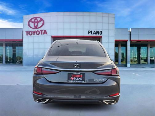 2022 Lexus ES 350 Base