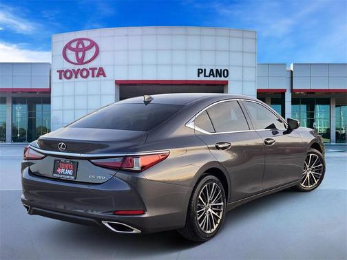 2022 Lexus ES 350 Base