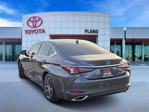 2022 Lexus ES 350 Base