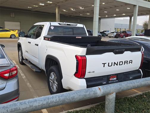 2022 Toyota Tundra SR5