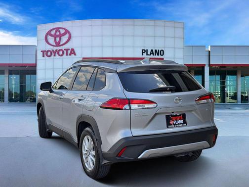 Sonic Silver 2023 Toyota Corolla Cross LE