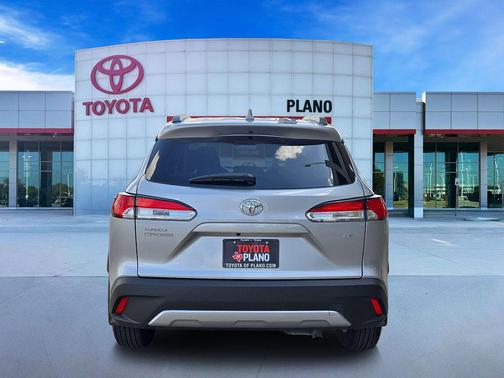 Sonic Silver 2023 Toyota Corolla Cross LE