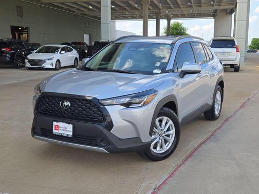 Sonic Silver 2023 Toyota Corolla Cross LE