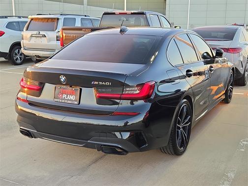 2022 BMW M340 M340i Sedan