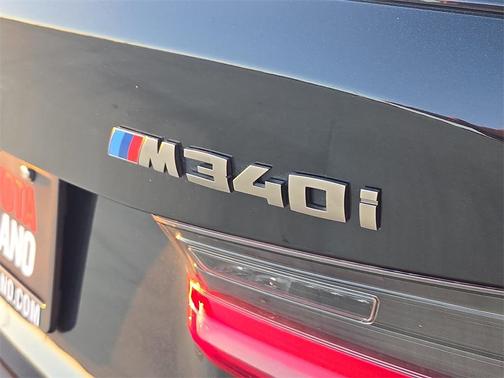 2022 BMW M340 M340i Sedan