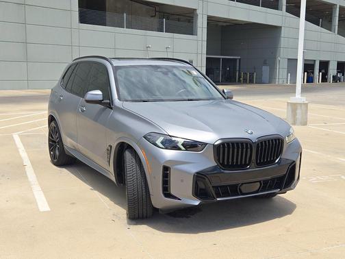 Frozen Pure Grey Metallic 2026 BMW X5 xDrive40i
