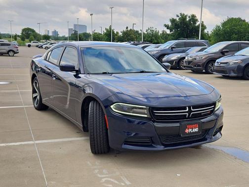 Contusion Blue Pearlcoat 2017 Dodge Charger SE