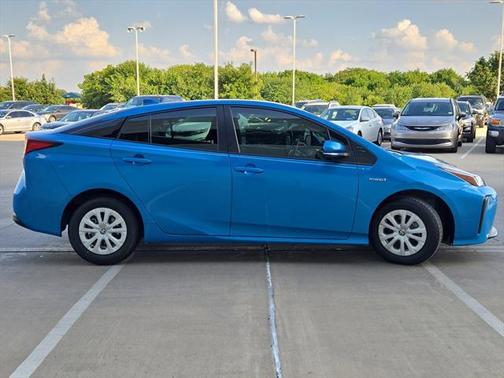 2022 Toyota Prius L