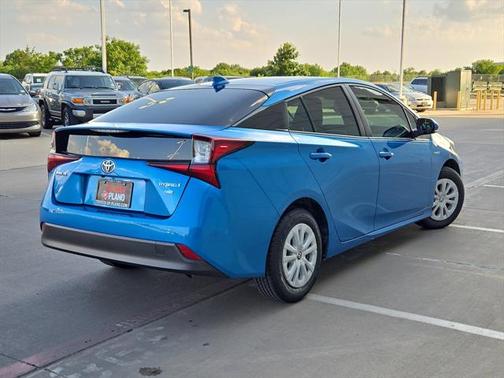 2022 Toyota Prius L