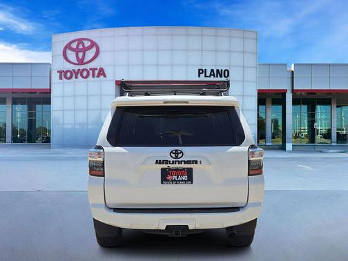 Ice 2023 Toyota 4Runner SR5 Premium