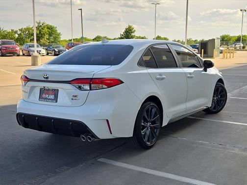 2025 Toyota Corolla Hybrid SE