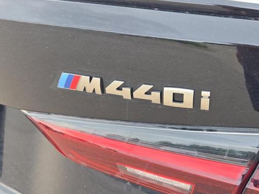 2024 BMW M440 i