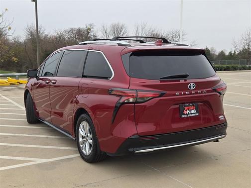 2021 Toyota Sienna Limited 7-Passenger