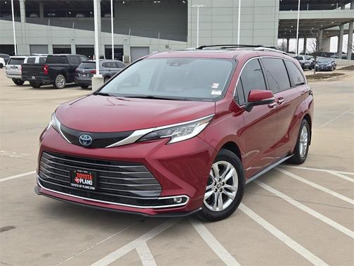 2021 Toyota Sienna Limited 7-Passenger