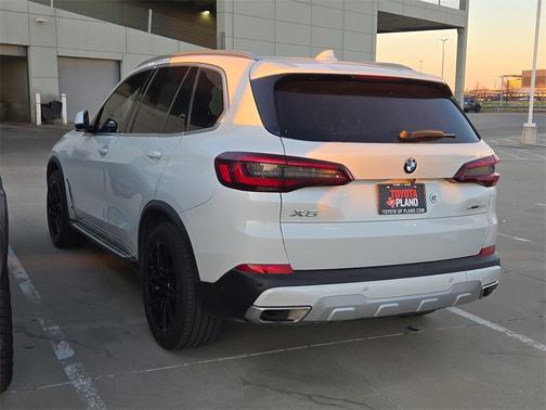 2023 BMW X5 sDrive40i