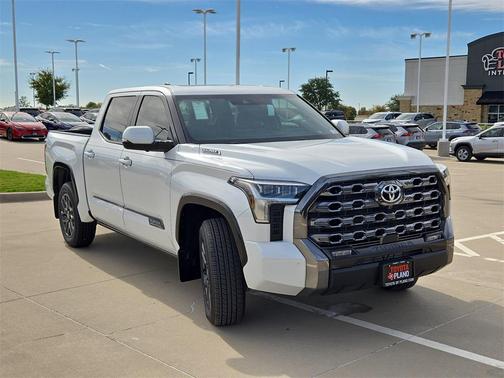 2026 Toyota Tundra Hybrid Platinum