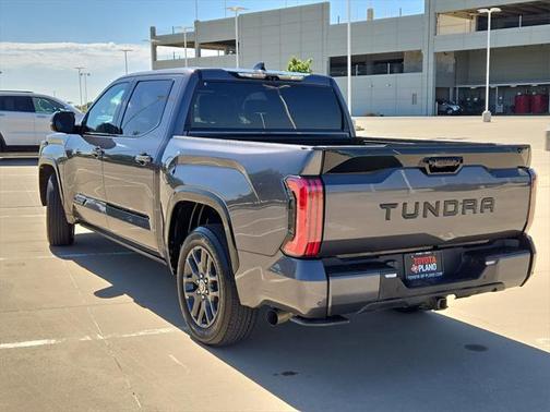 2022 Toyota Tundra Platinum