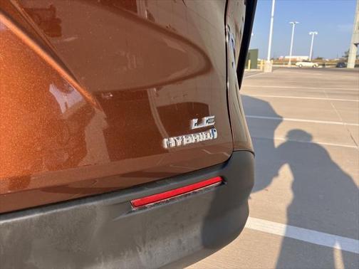 2023 Toyota Sienna LE