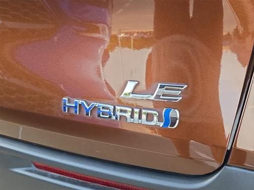 2023 Toyota Sienna LE