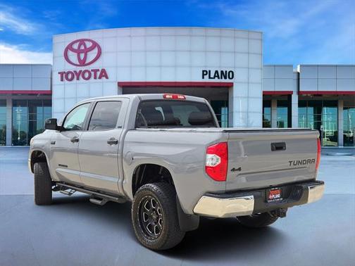 2018 Toyota Tundra SR5