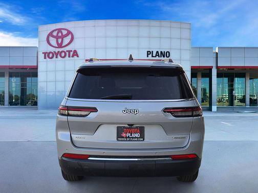 2024 Jeep Grand Cherokee L Laredo