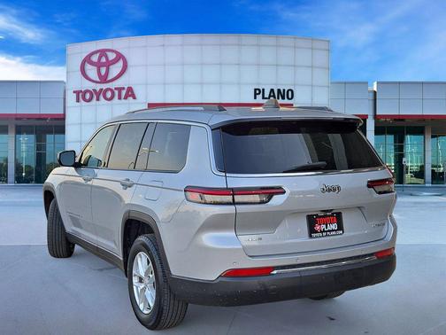 2024 Jeep Grand Cherokee L Laredo