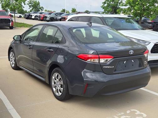 2025 Toyota Corolla Hybrid SE