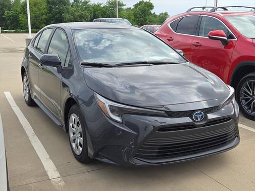 2025 Toyota Corolla Hybrid SE