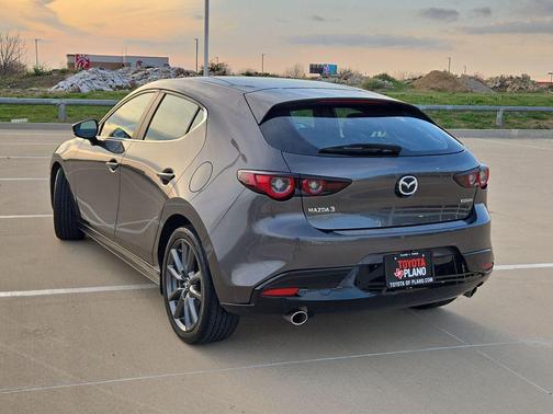 2023 Mazda Mazda3 2.5 S Select