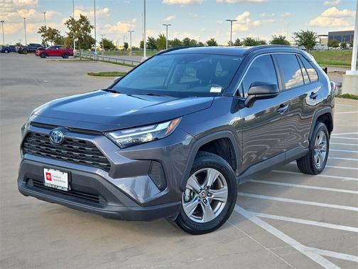 2024 Toyota RAV4 Hybrid LE