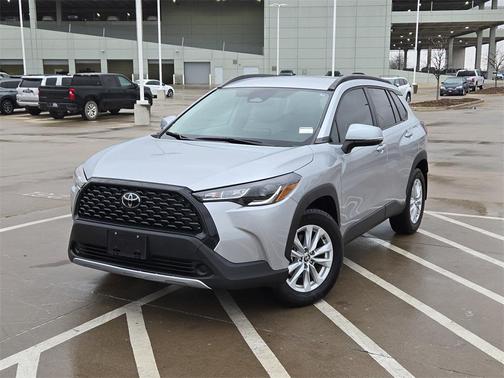 2023 Toyota Corolla Cross LE