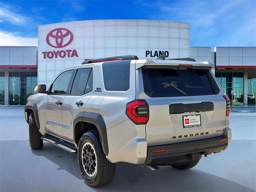 2025 Toyota 4Runner TRD Off Road