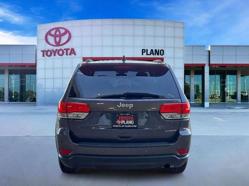 2016 Jeep Grand Cherokee Laredo