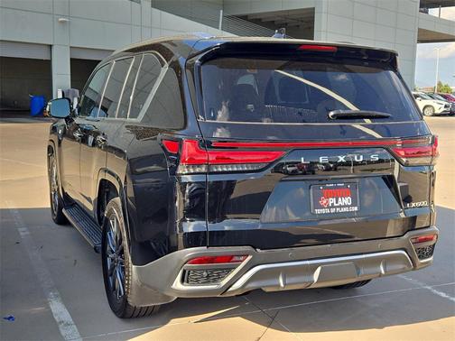 2023 Lexus LX 600 Base