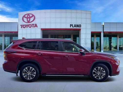 Ruby Flare Pearl 2024 Toyota Highlander Hybrid XLE