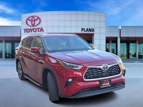 Ruby Flare Pearl 2024 Toyota Highlander Hybrid XLE